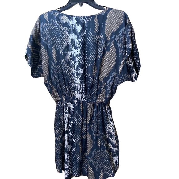 Romper Jumpsuit Shorts By Express Python Print Size S - Picture 2 of 8